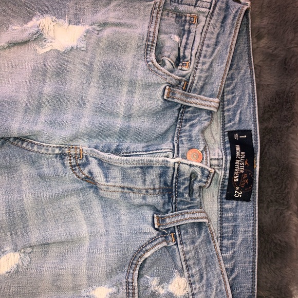 Hollister Vintage Boyfriend Jeans - Picture 3 of 4